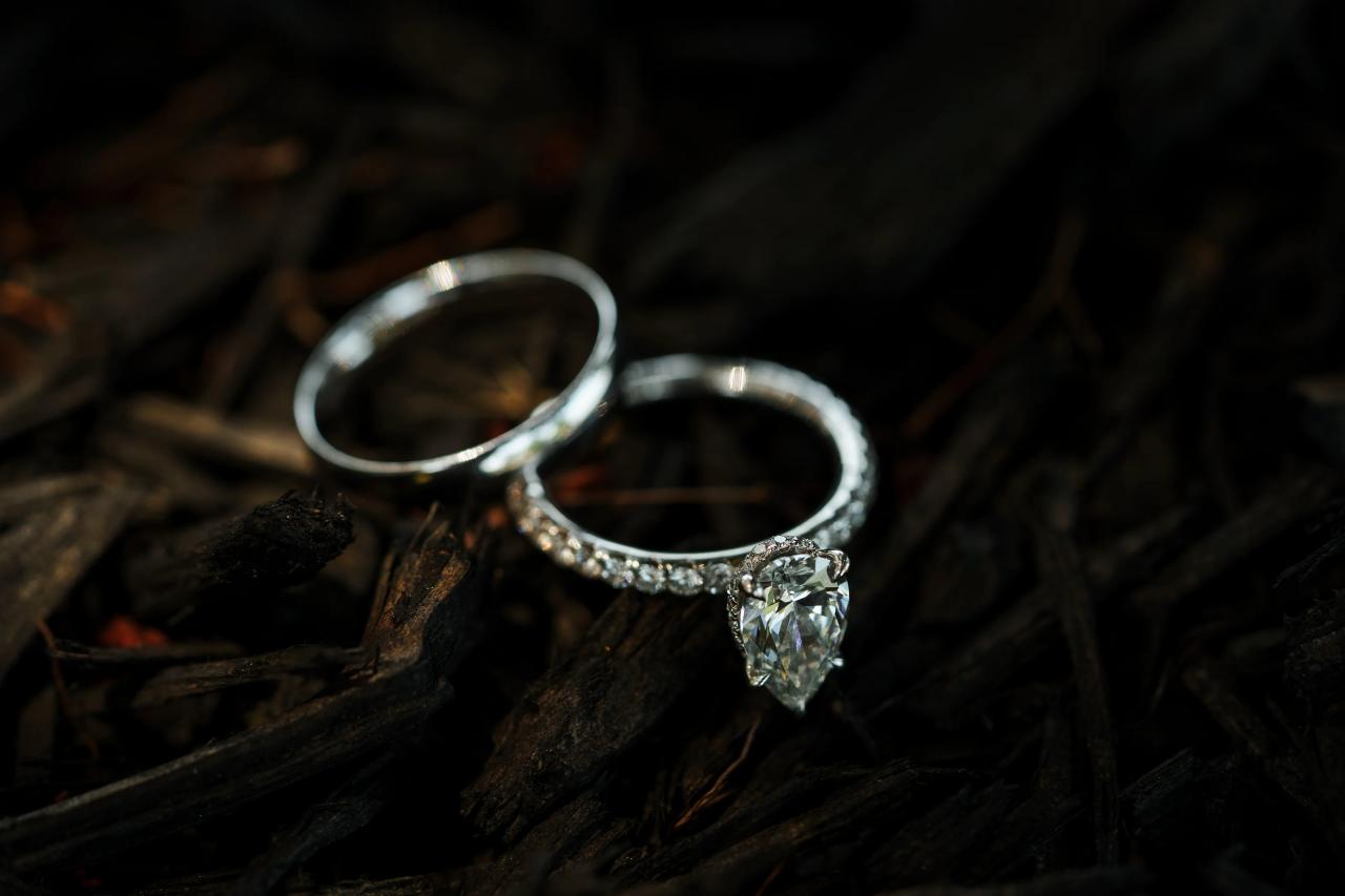 Wedding rings photographed in soft window light. Jewish wedding in Baltimore.