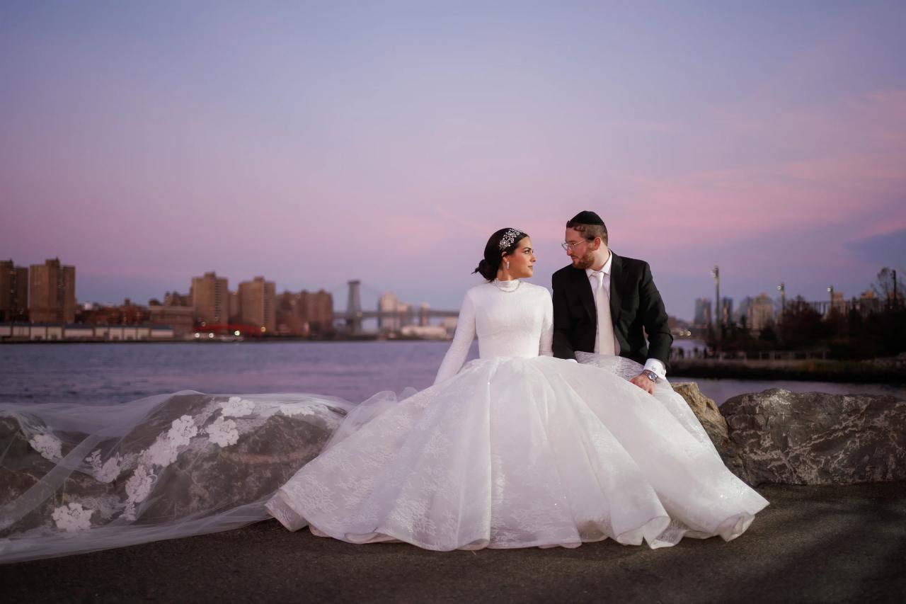 A walk by the water, the last light of sunset and the city after dark. — photograph 4