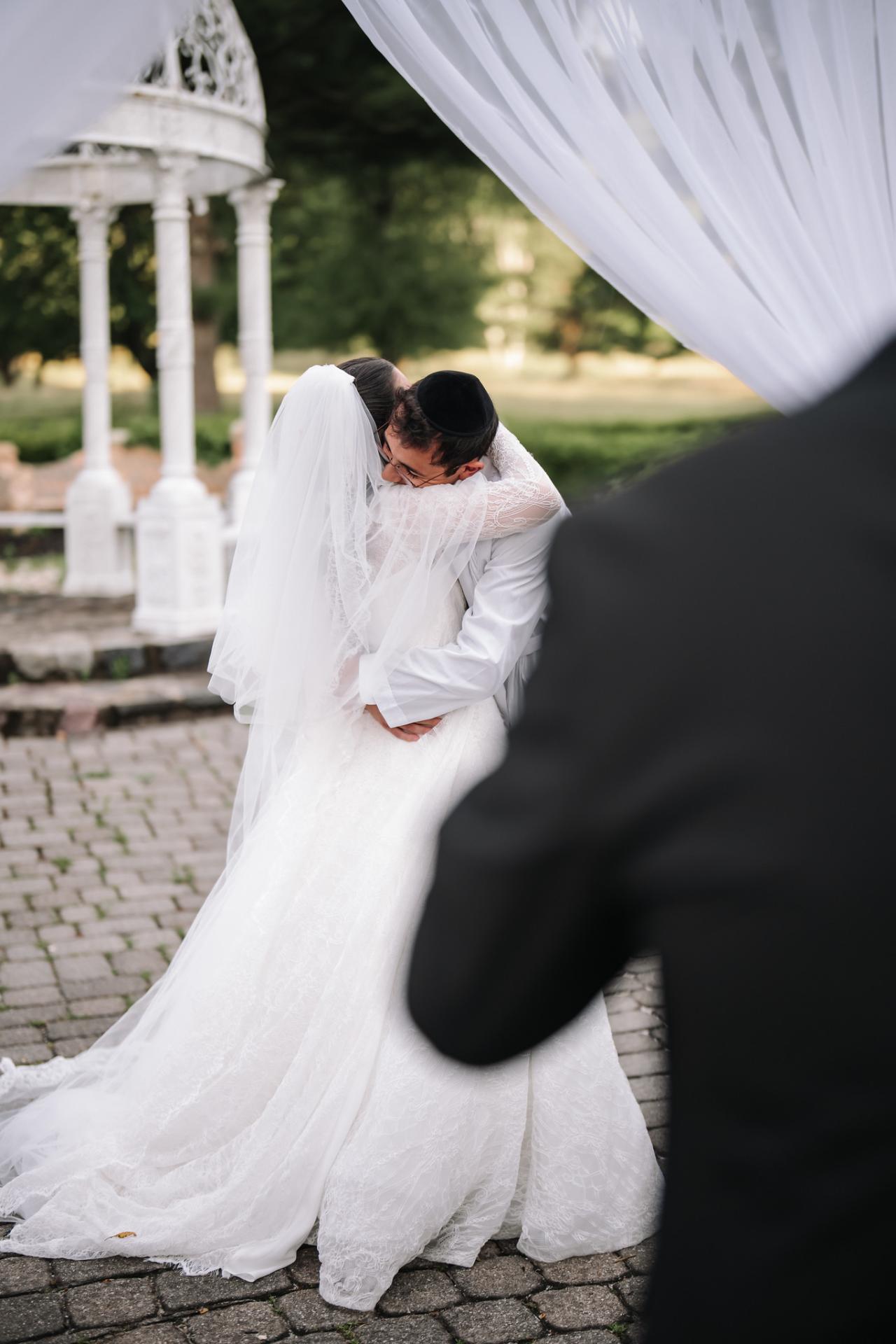 Wedding photography at Falkirk Estate Country Club, Central Valley, NY, photographed by CJ Studios